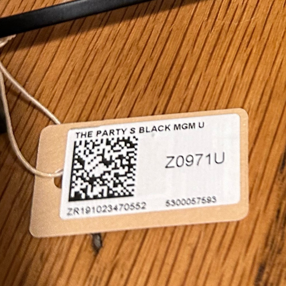 Louis Vuitton Sunglasses - Picture 15 of 15